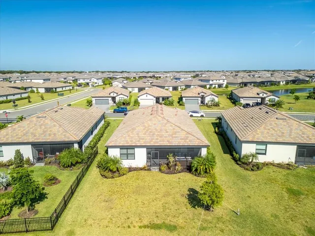 $4,000 | 5161 Coral Reef Way, Bradenton, FL 34211