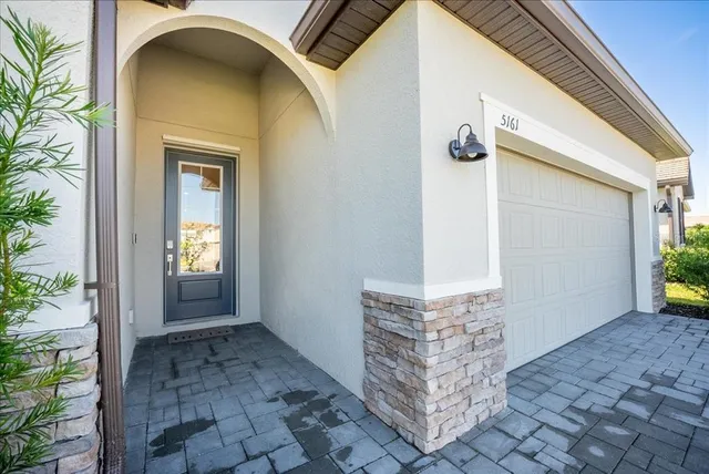$4,000 | 5161 Coral Reef Way, Bradenton, FL 34211