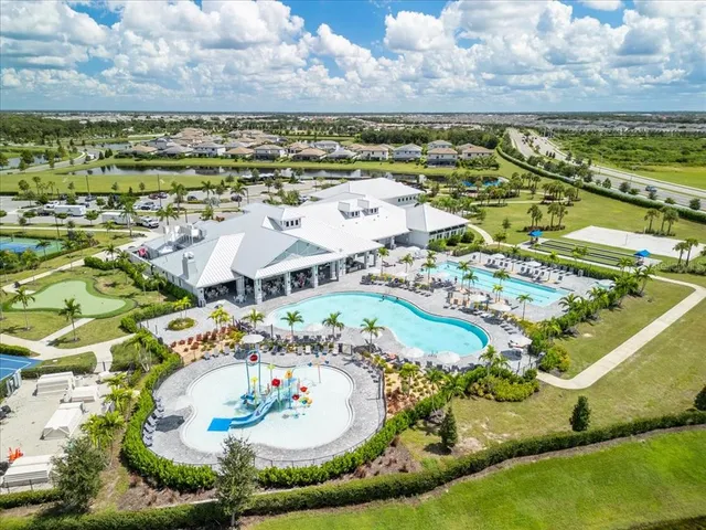 $4,000 | 5161 Coral Reef Way, Bradenton, FL 34211