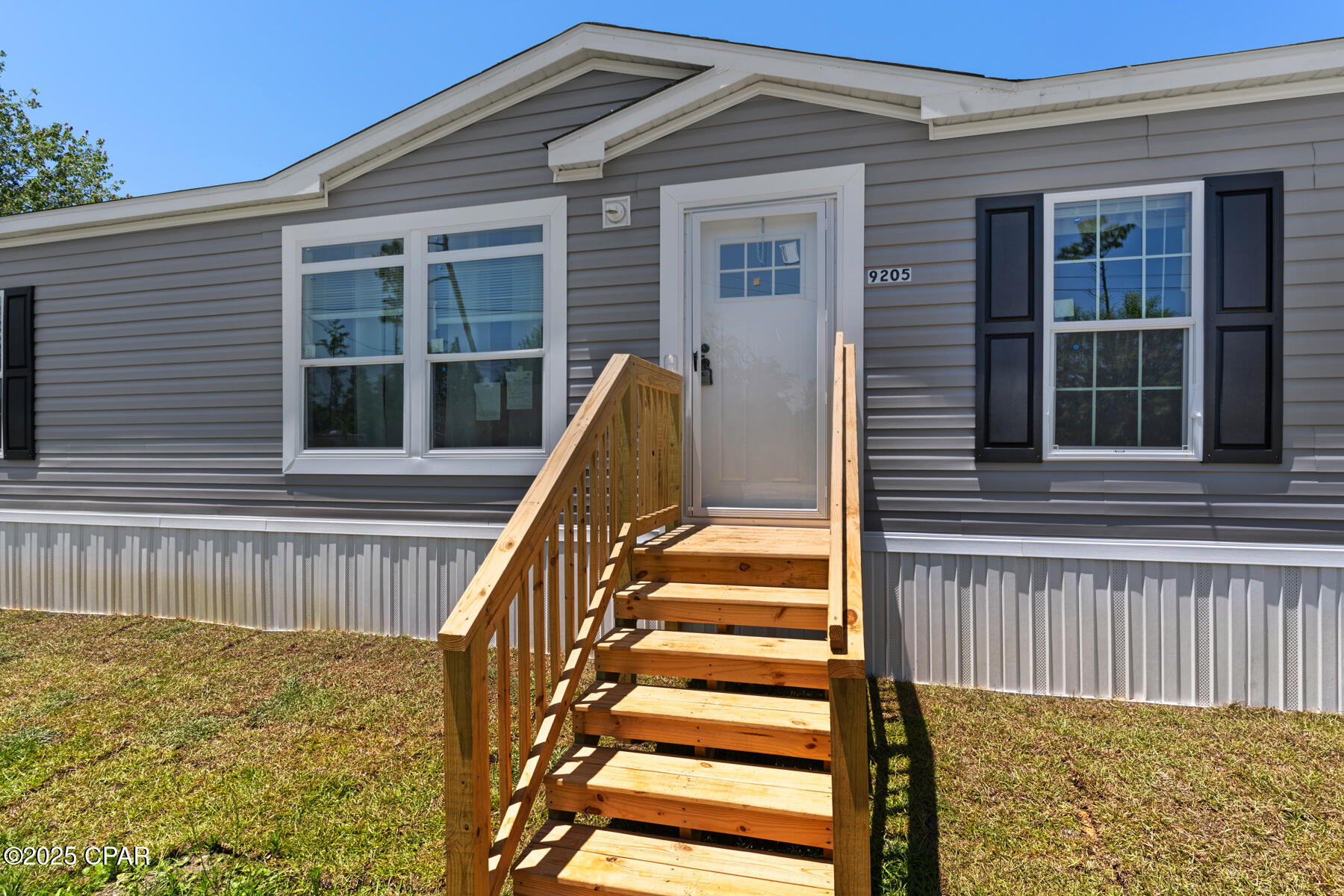 9205 Ruff Road Youngstown, FL 32466 - Photo 3 of 25 Gallery Image 3