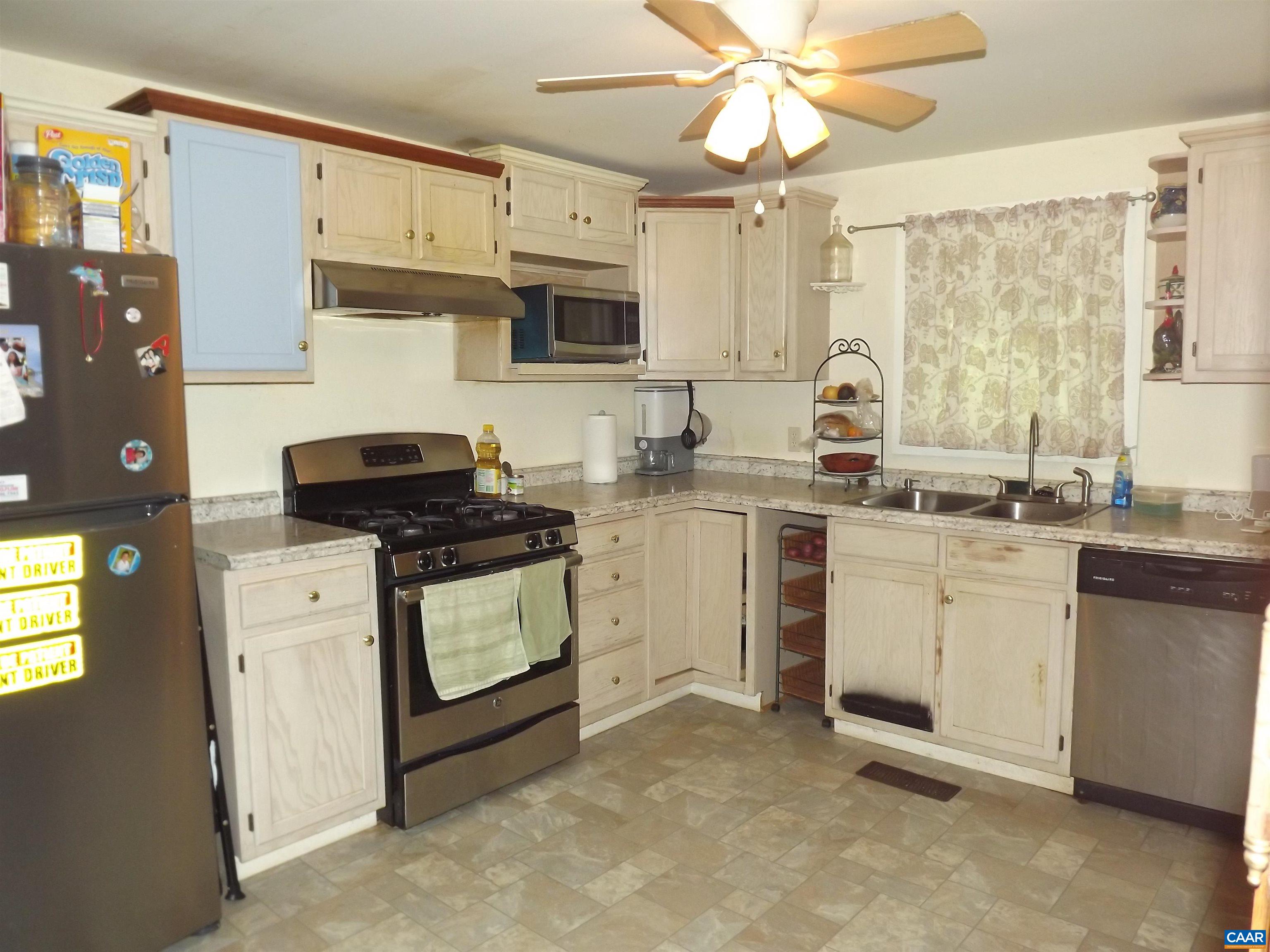 1055 Hacktown Road Keswick, VA 22947 - Photo 16 of 24 Gallery Image 16