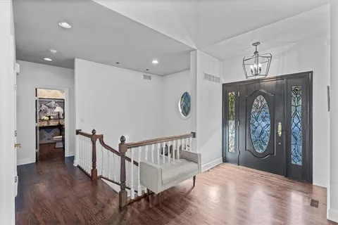 $999,999 | 16750 Village Drive, Loch Lloyd, MO 64012