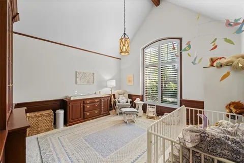 $999,999 | 16750 Village Drive, Loch Lloyd, MO 64012