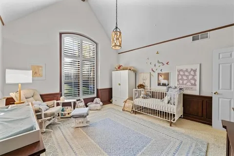 $999,999 | 16750 Village Drive, Loch Lloyd, MO 64012