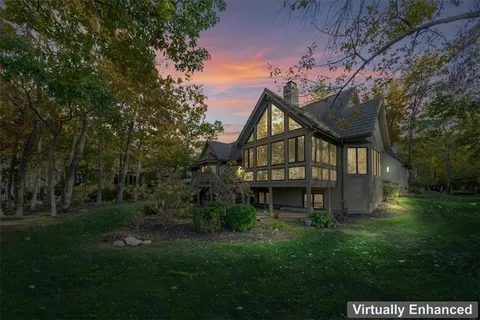 $999,999 | 16750 Village Drive, Loch Lloyd, MO 64012