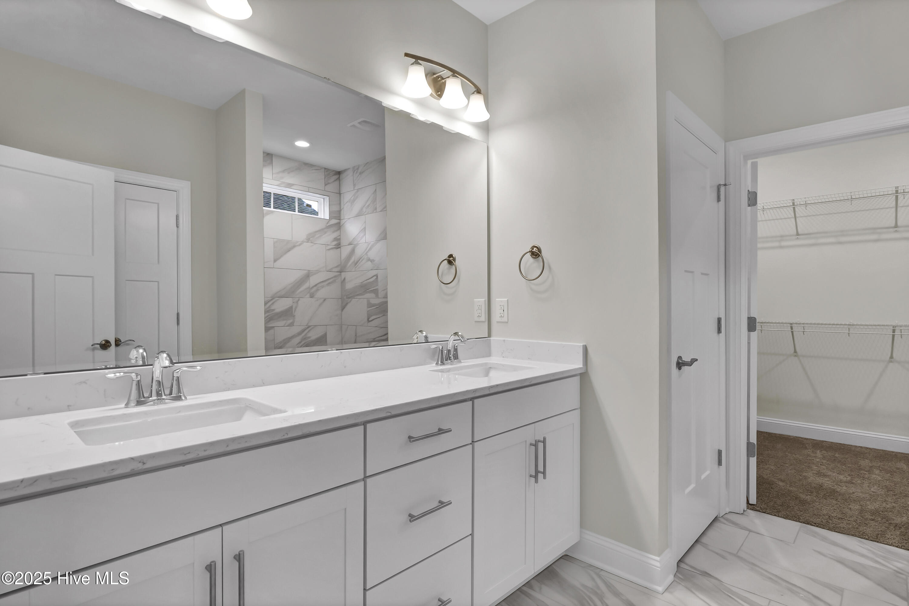 2772 Longleaf Pine Circle Leland, NC 28451 - Photo 19 of 43 P2011178