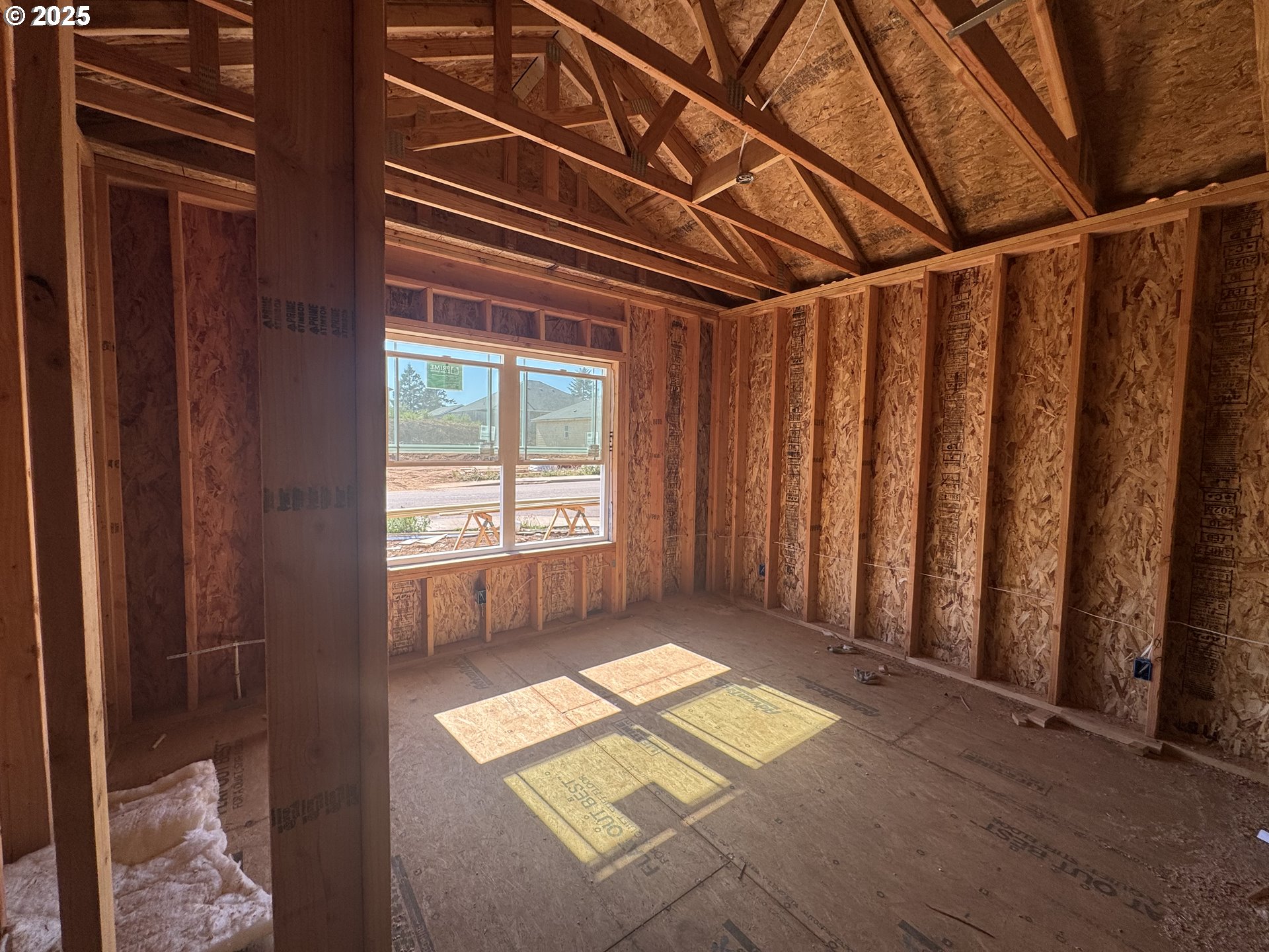 1229 Lighthouse Lane Brookings, OR 97415 - Photo 22 of 28 a view of an empty room
