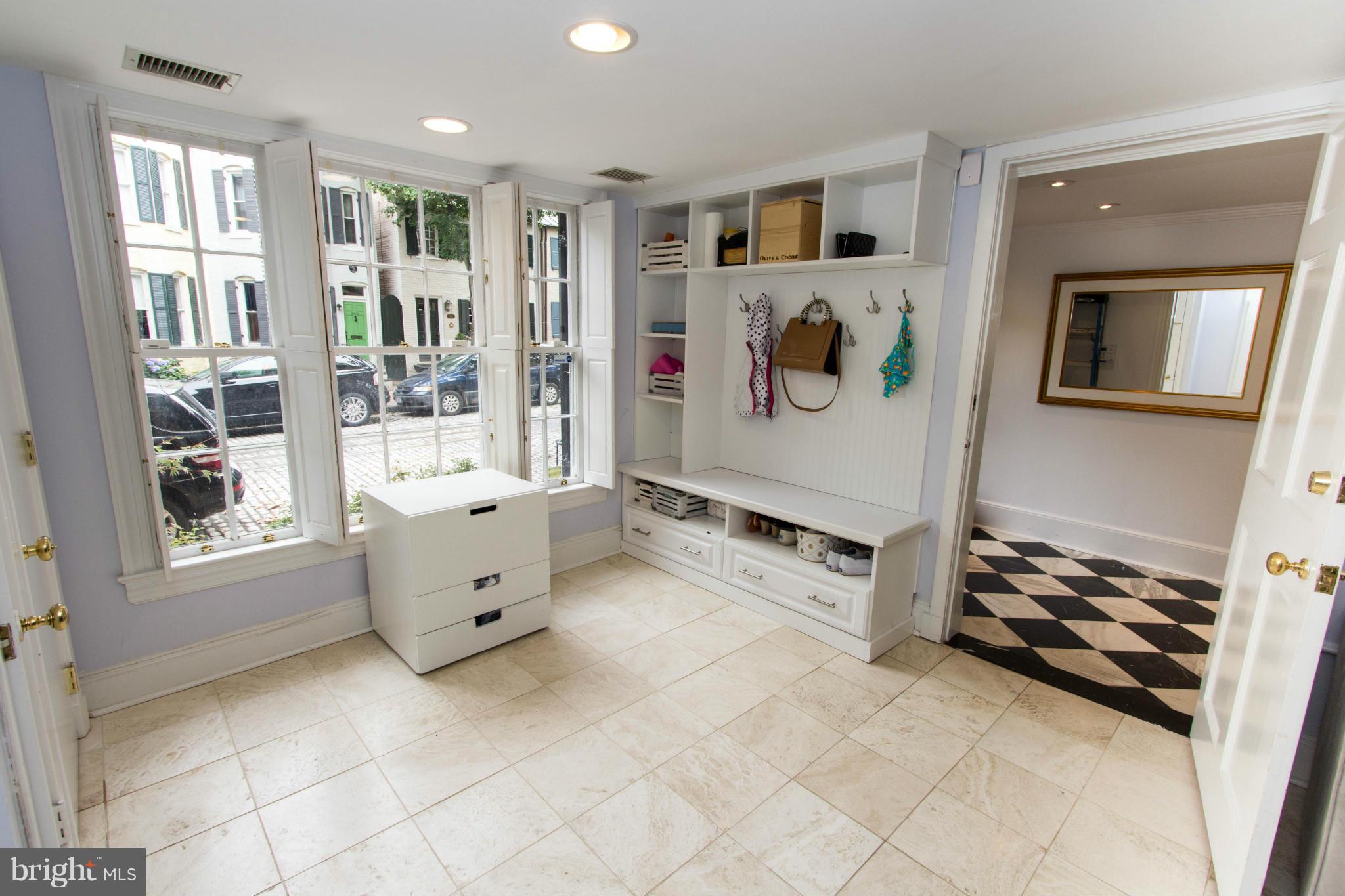 3409 O Street Northwest Washington, DC 20007 - Photo 24 of 30 Au Pair Suite with Tons of Storage