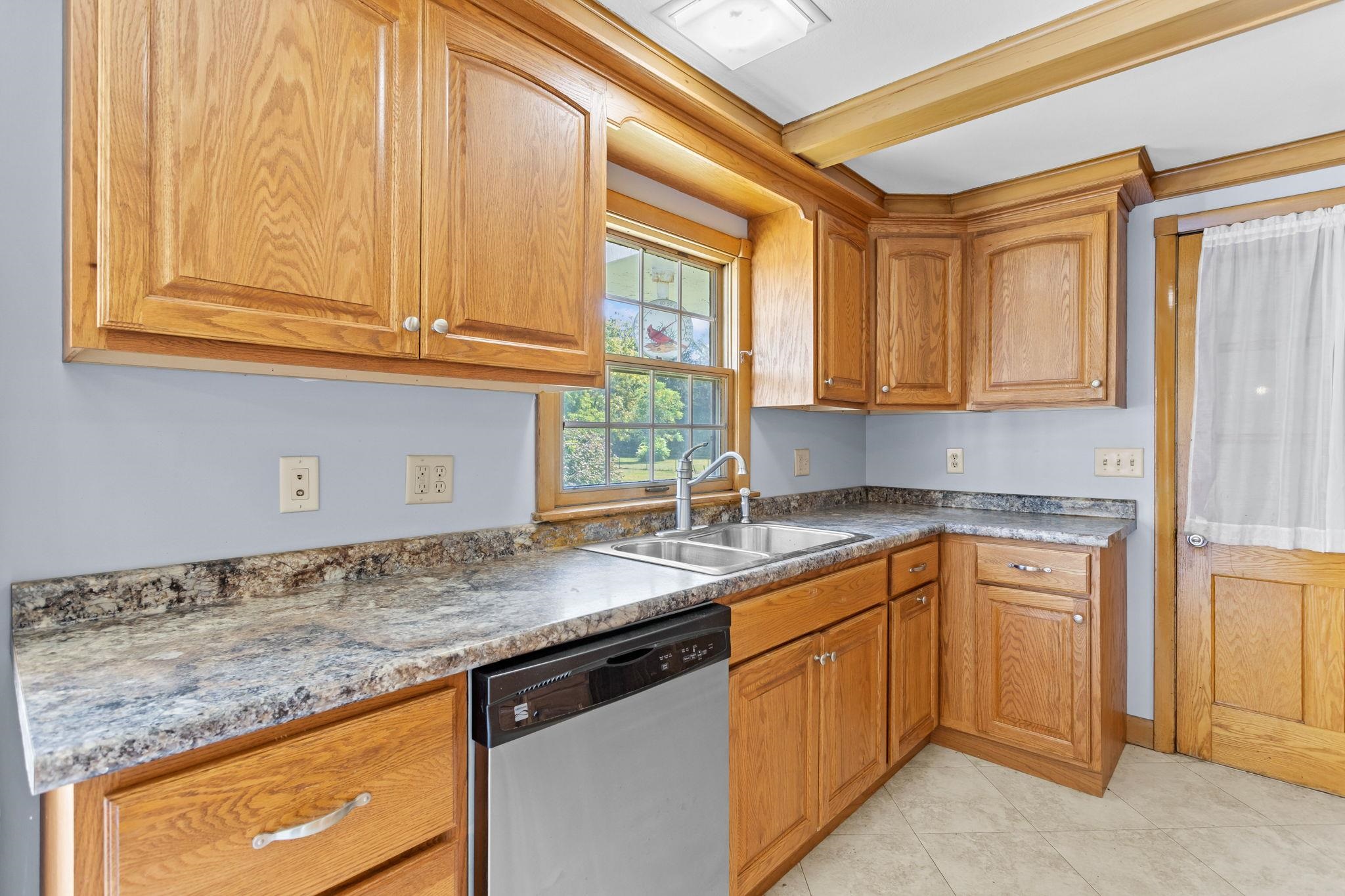 289 South Street Concord, NH 03301 - Photo 13 of 47