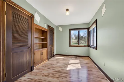 $894,900 | 13777 Clayton Road, Town and Country, MO 63017
