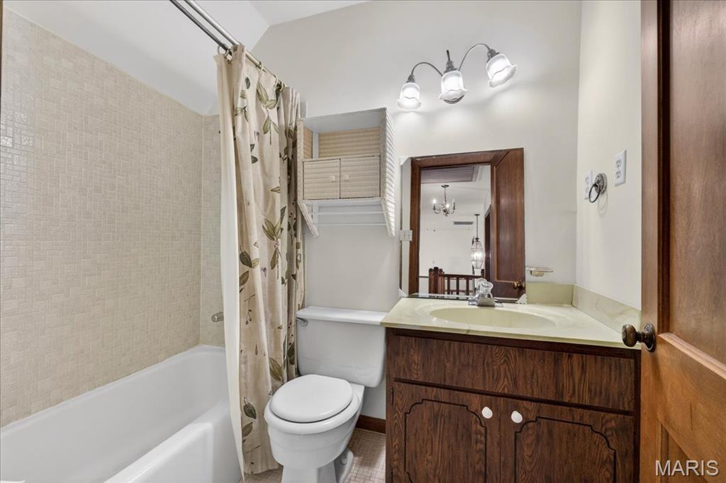 13777 Clayton Road Town and Country, MO 63017 - Photo 28 of 57