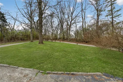$894,900 | 13777 Clayton Road, Town and Country, MO 63017