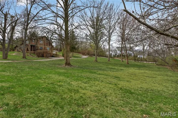 $894,900 | 13777 Clayton Road, Town and Country, MO 63017
