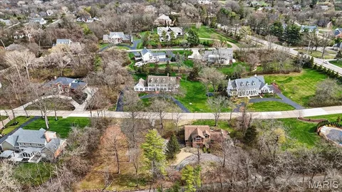 $894,900 | 13777 Clayton Road, Town and Country, MO 63017