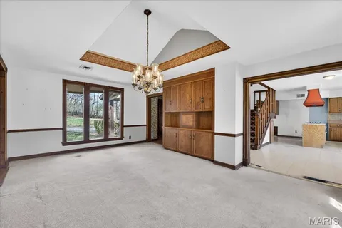 $894,900 | 13777 Clayton Road, Town and Country, MO 63017