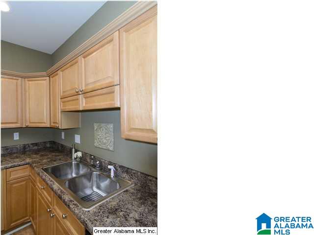 201 Calloway Lane Pelham, AL 35124 - Photo 12 of 34