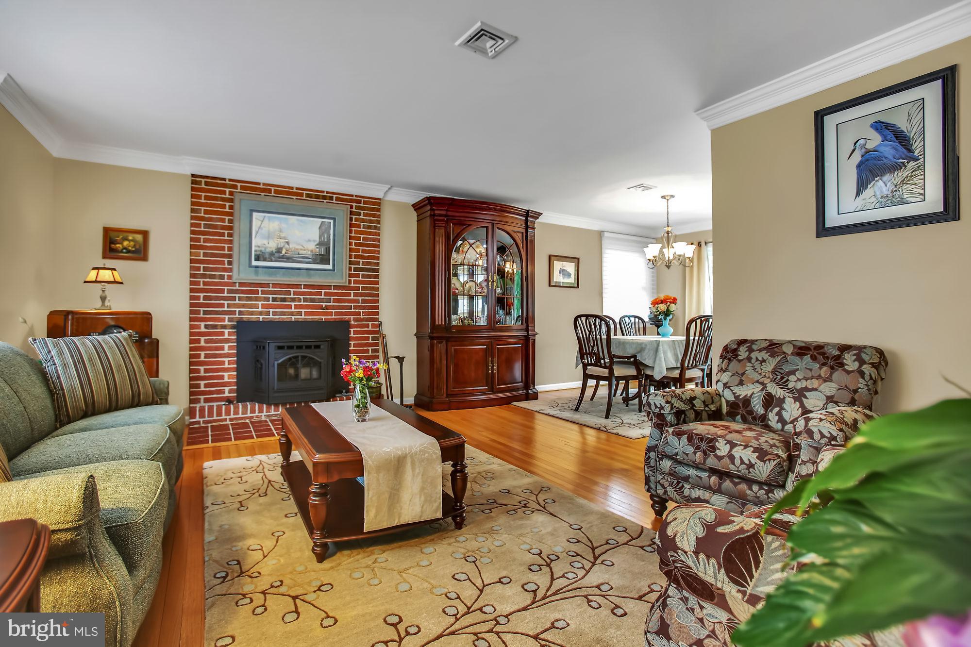 8012 East Riverside Drive Pasadena, MD 21122 - Photo 3 of 38 Wood Burning Fire Place