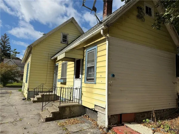 $111,000 | 301 Peach Street, Buffalo, NY 14204