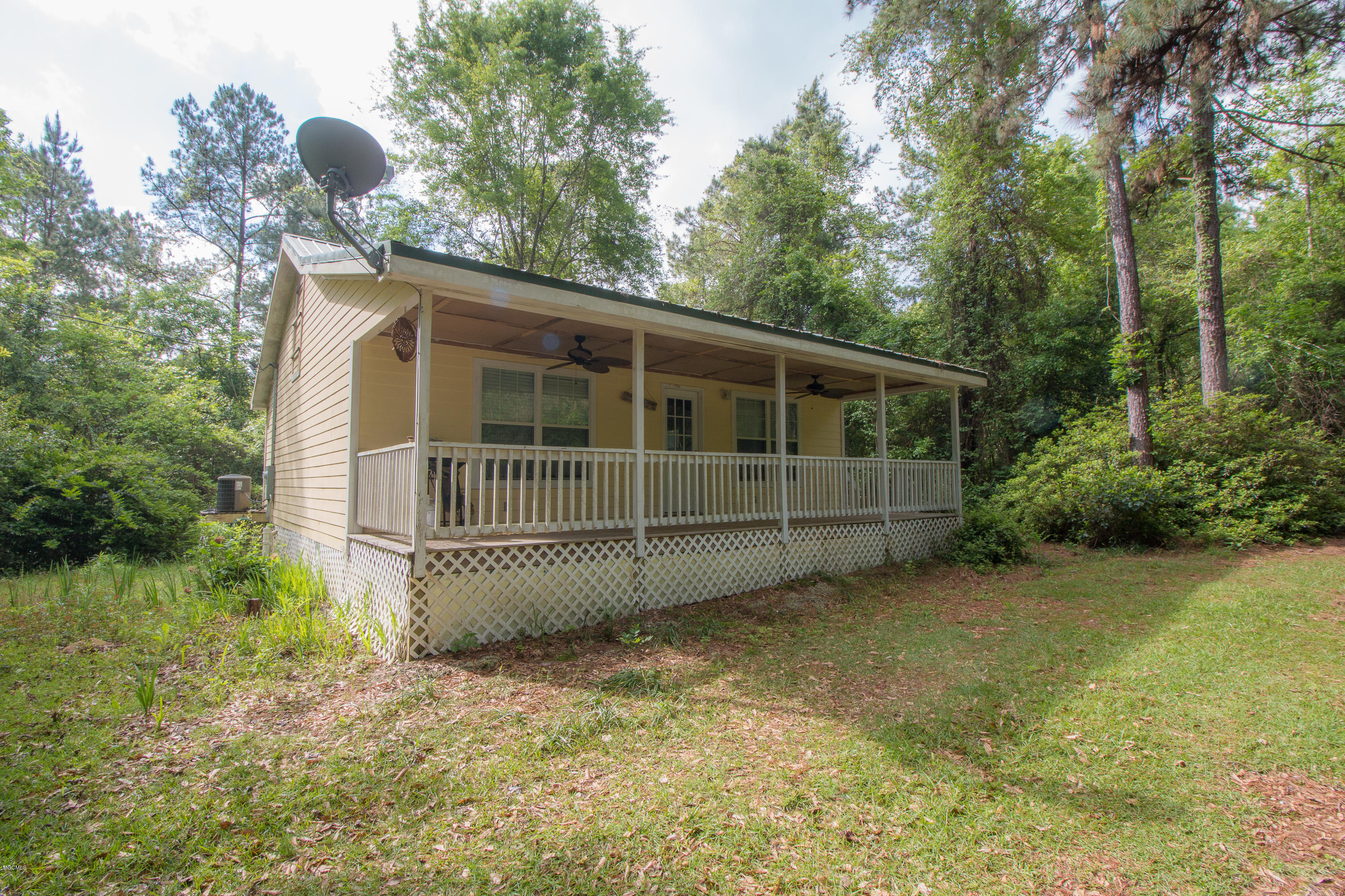 44 Prentiss Road Beaumont, MS 39423 - Photo 2 of 9 44 Prentiss Road-107