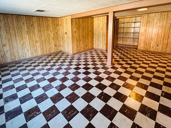 $299,900 | 240 McCarthy Avenue, Chicopee, MA 01020