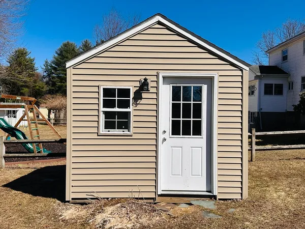 $299,900 | 240 McCarthy Avenue, Chicopee, MA 01020