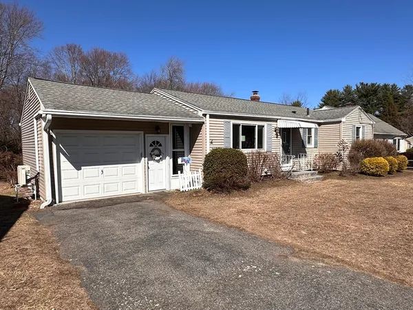 $299,900 | 240 McCarthy Avenue, Chicopee, MA 01020