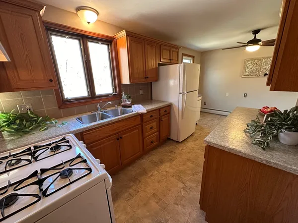 $299,900 | 240 McCarthy Avenue, Chicopee, MA 01020