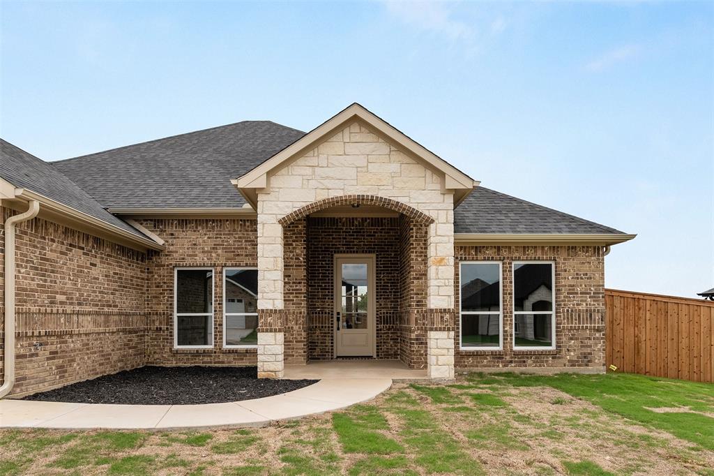 507 Limestone Circle Mabank, TX 75147 - Photo 2 of 36 a view of a house with a yard