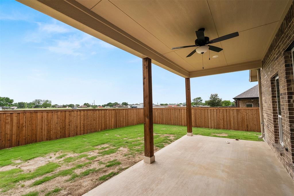 507 Limestone Circle Mabank, TX 75147 - Photo 29 of 36 a view of a lake with a big yard