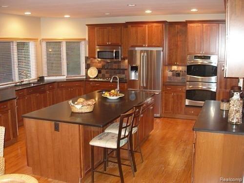 2545 Walnut Road Ann Arbor, MI 48103 - Photo 3 of 25 Kitchen.jpg