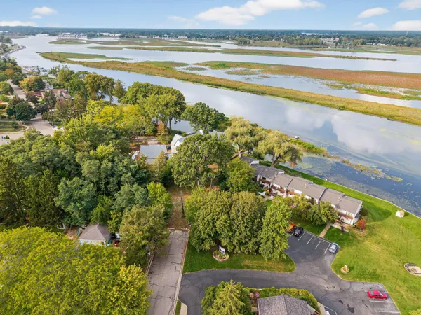$289,900 | 411 Gidley Drive, Grand Haven, MI 49417