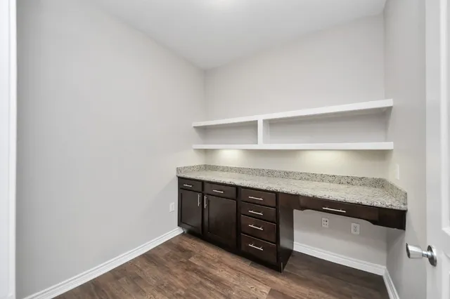 $1,632 | 3003 Memorial Court, Unit 2241, Houston, TX 77007