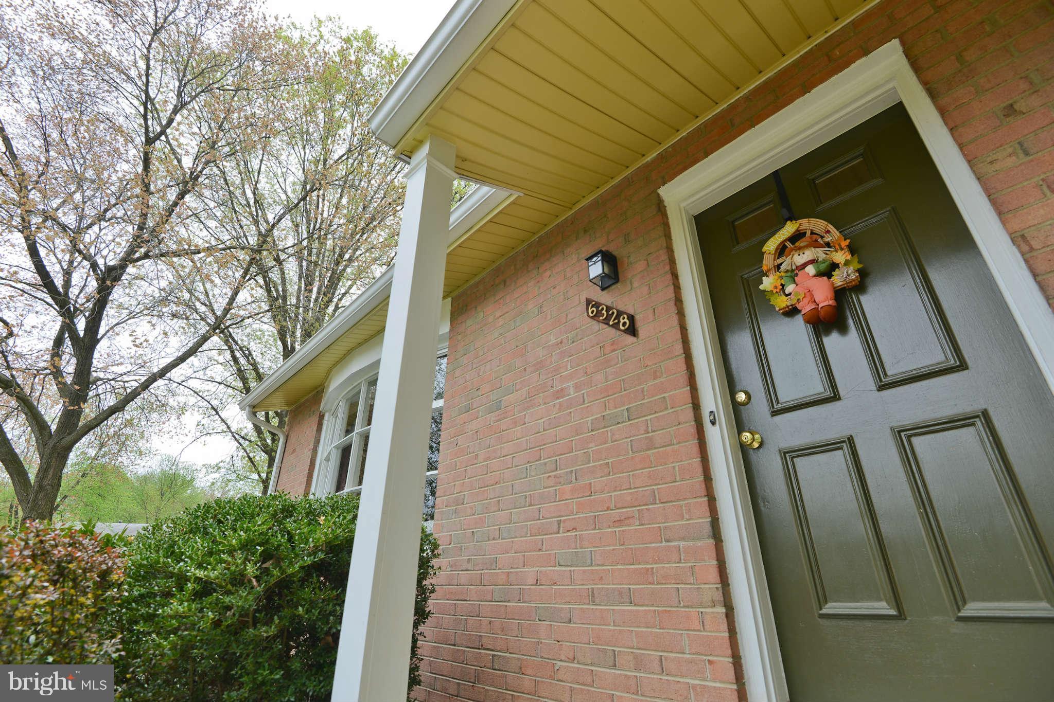 6328 Rockwell Road Burke, VA 22015 - Photo 11 of 30 View