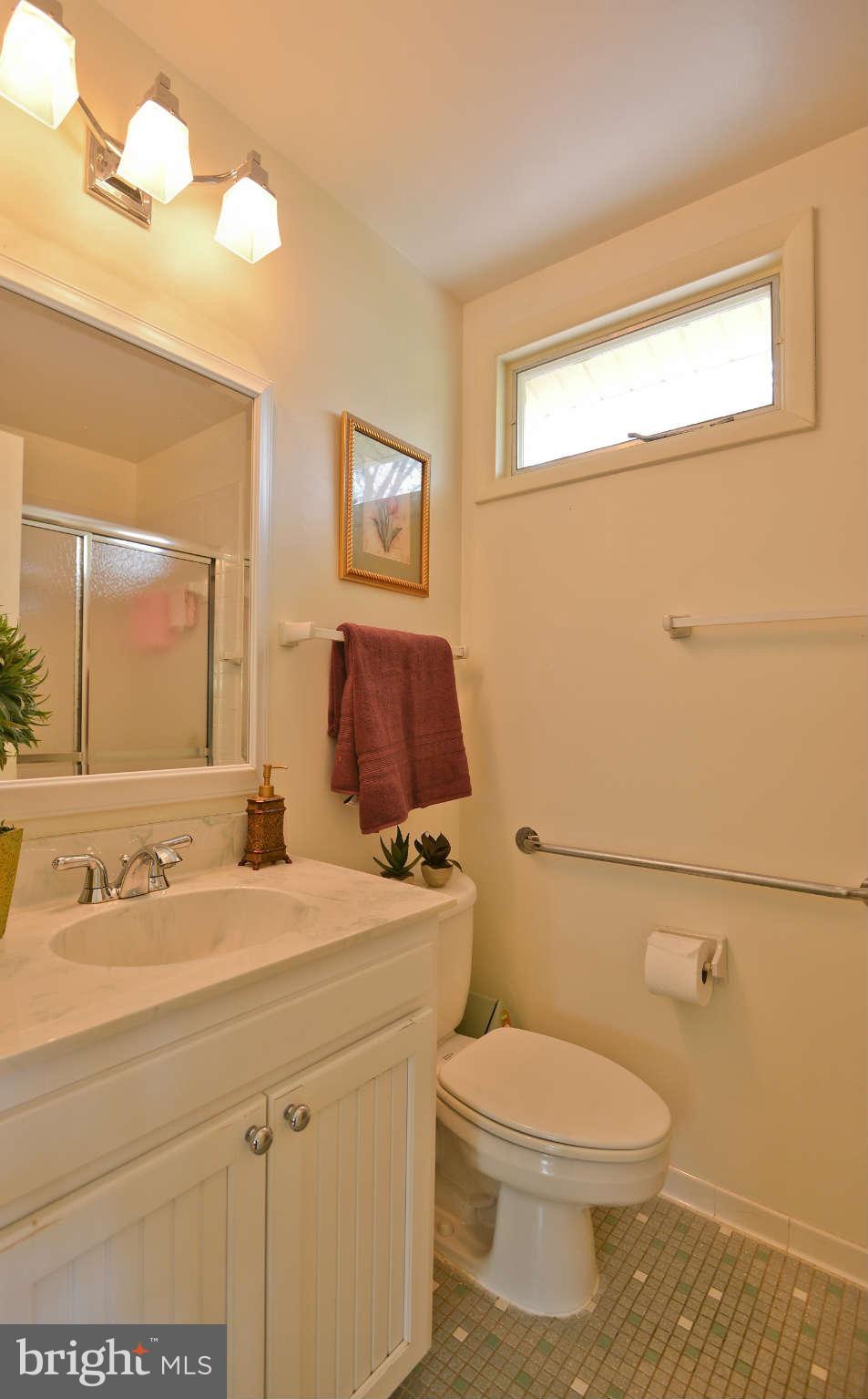 6328 Rockwell Road Burke, VA 22015 - Photo 22 of 30 Bath