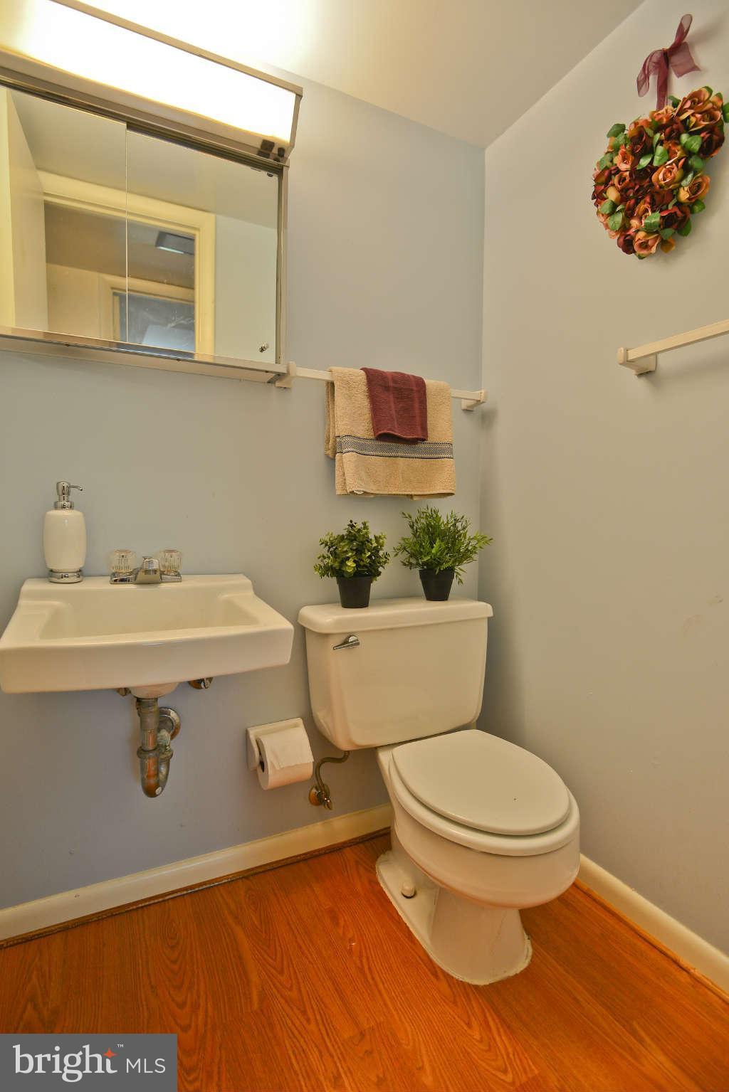 6328 Rockwell Road Burke, VA 22015 - Photo 27 of 30 View
