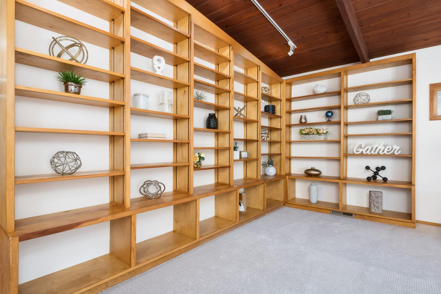 3217 Upper Lock Avenue Belmont, CA 94002 - Photo 11 of 59