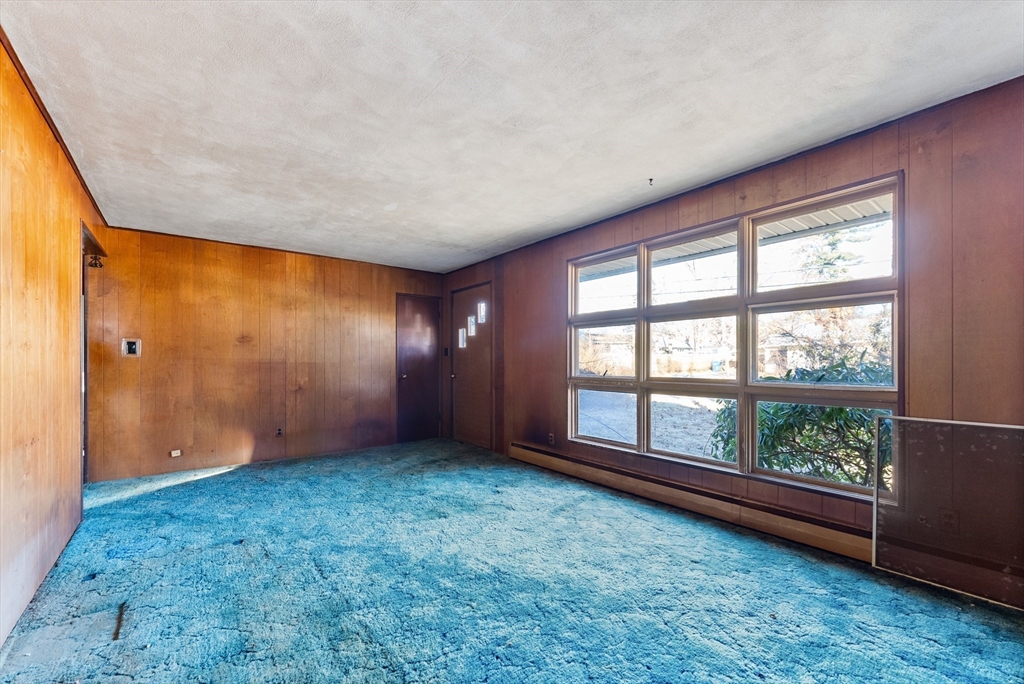 17 Pebble Mill Road Springfield, MA 01118 - Photo 14 of 29