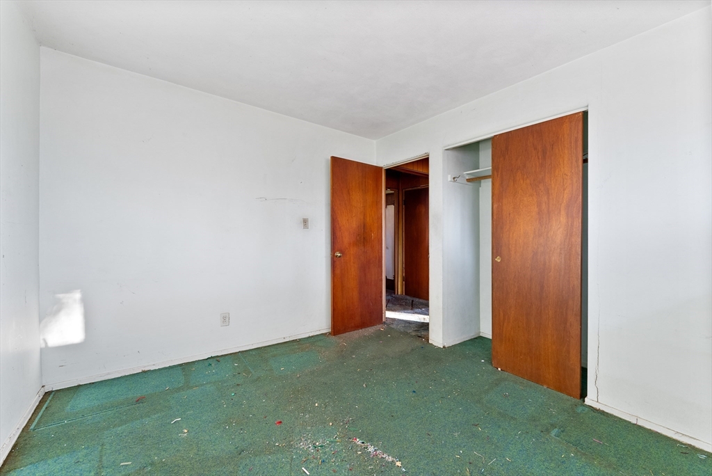 17 Pebble Mill Road Springfield, MA 01118 - Photo 17 of 29