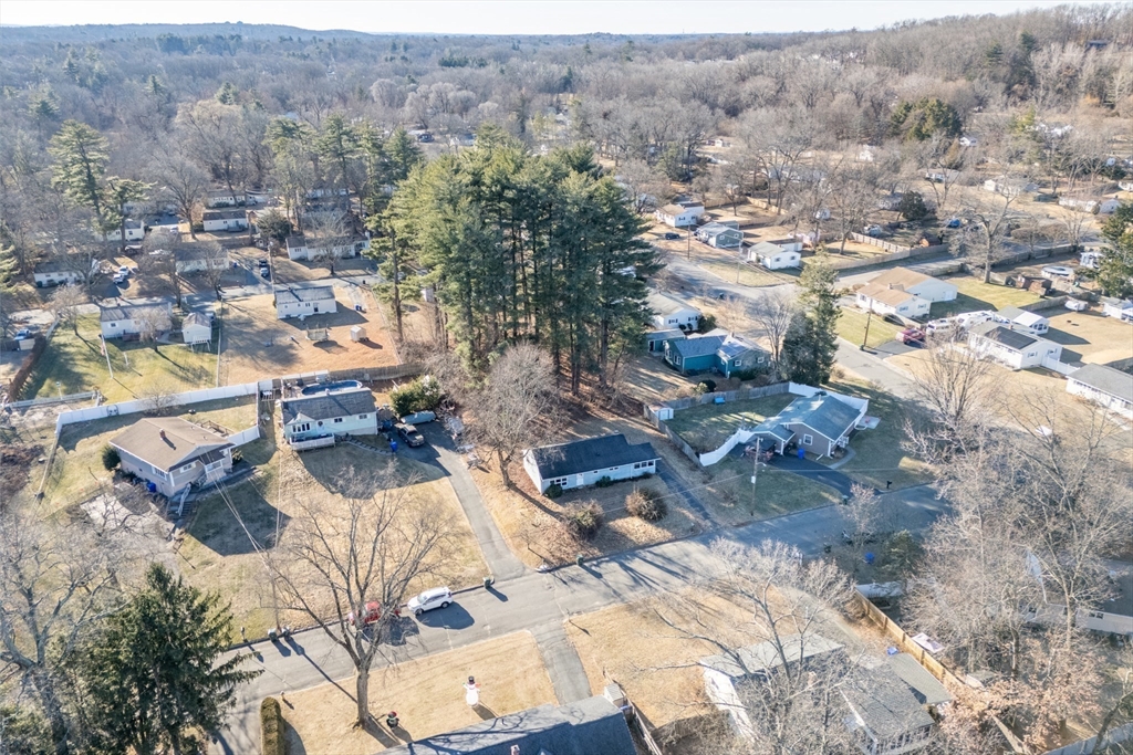 17 Pebble Mill Road Springfield, MA 01118 - Photo 25 of 29