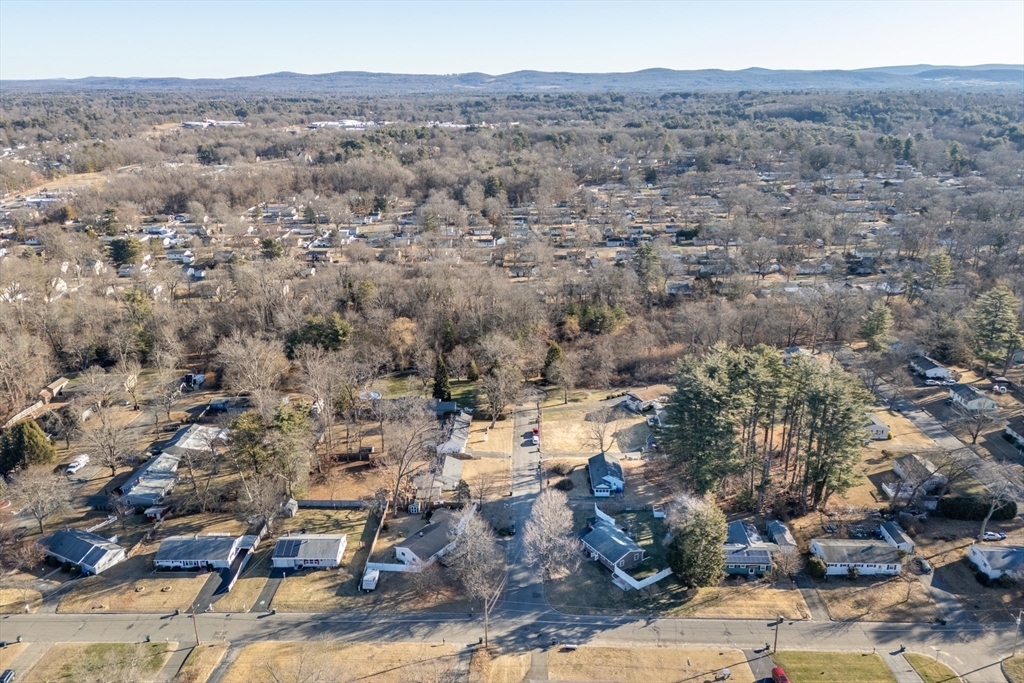 17 Pebble Mill Road Springfield, MA 01118 - Photo 26 of 29