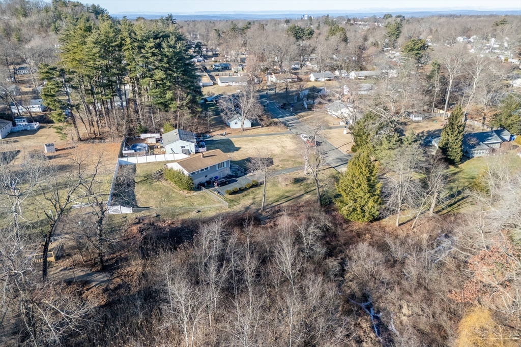 17 Pebble Mill Road Springfield, MA 01118 - Photo 27 of 29