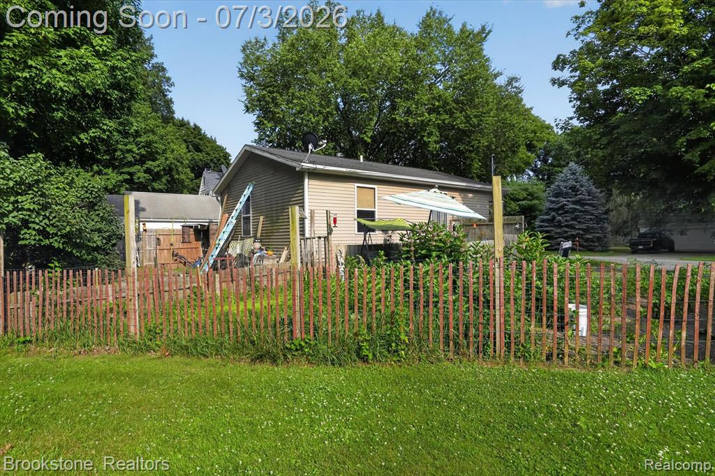 407 East Elizabeth Street Eaton Rapids, MI 48827 - Photo 27 of 29