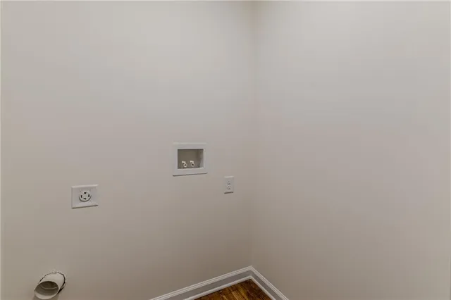 $350,000 | 422 Susan Creek Drive, Stone Mountain, GA 30083