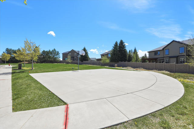 2087 Autumn Fields Lane Draper, UT 84020 - Photo 59 of 61 Community basketball court