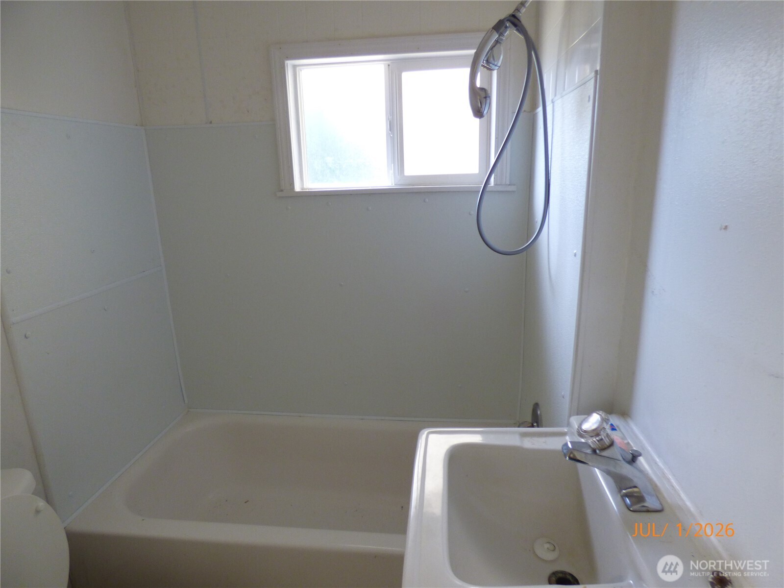 2218 West 5th Street Aberdeen, WA 98520 - Photo 9 of 12