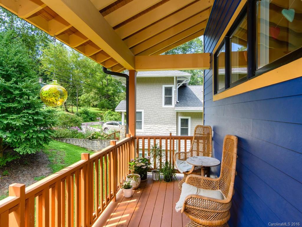 84 Saint Dunstans Road Asheville, NC 28803 - Photo 4 of 8 Gallery Image 4