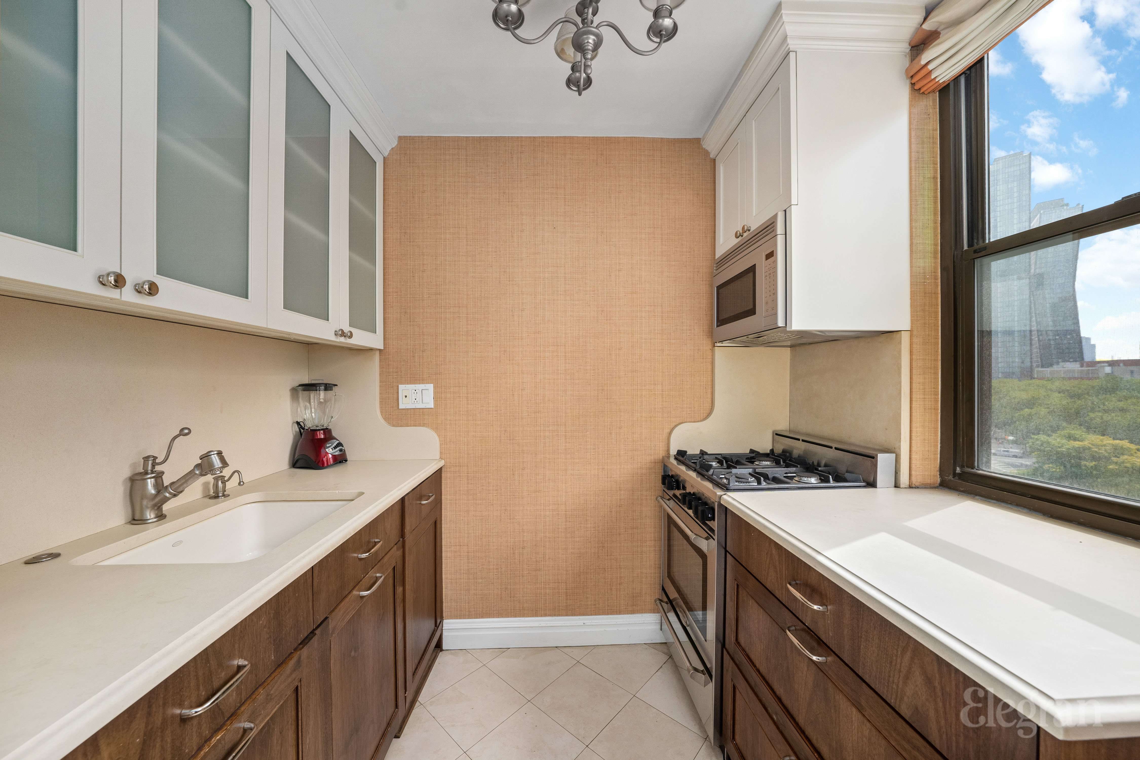 225 East 36th Street, Unit 7L Manhattan, NY 10016 - Photo 4 of 12