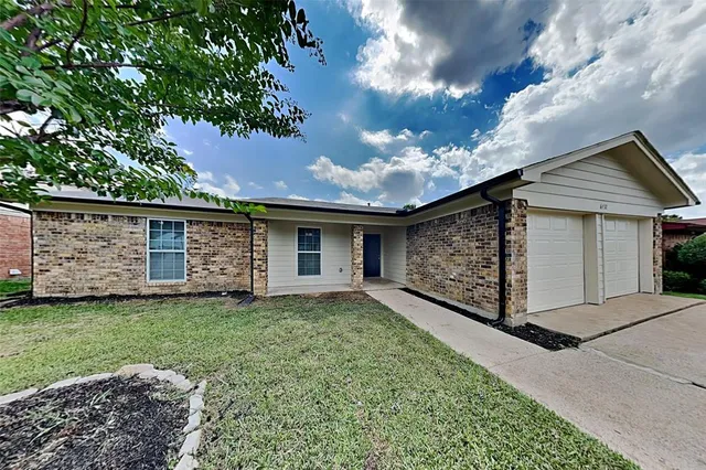 $1,900 | 6432 Ridglea Drive, Watauga, TX 76148