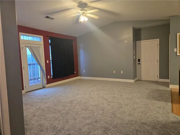 $115,000 | 17201 East 32nd Street South, Unit 9, Independence, MO 64055