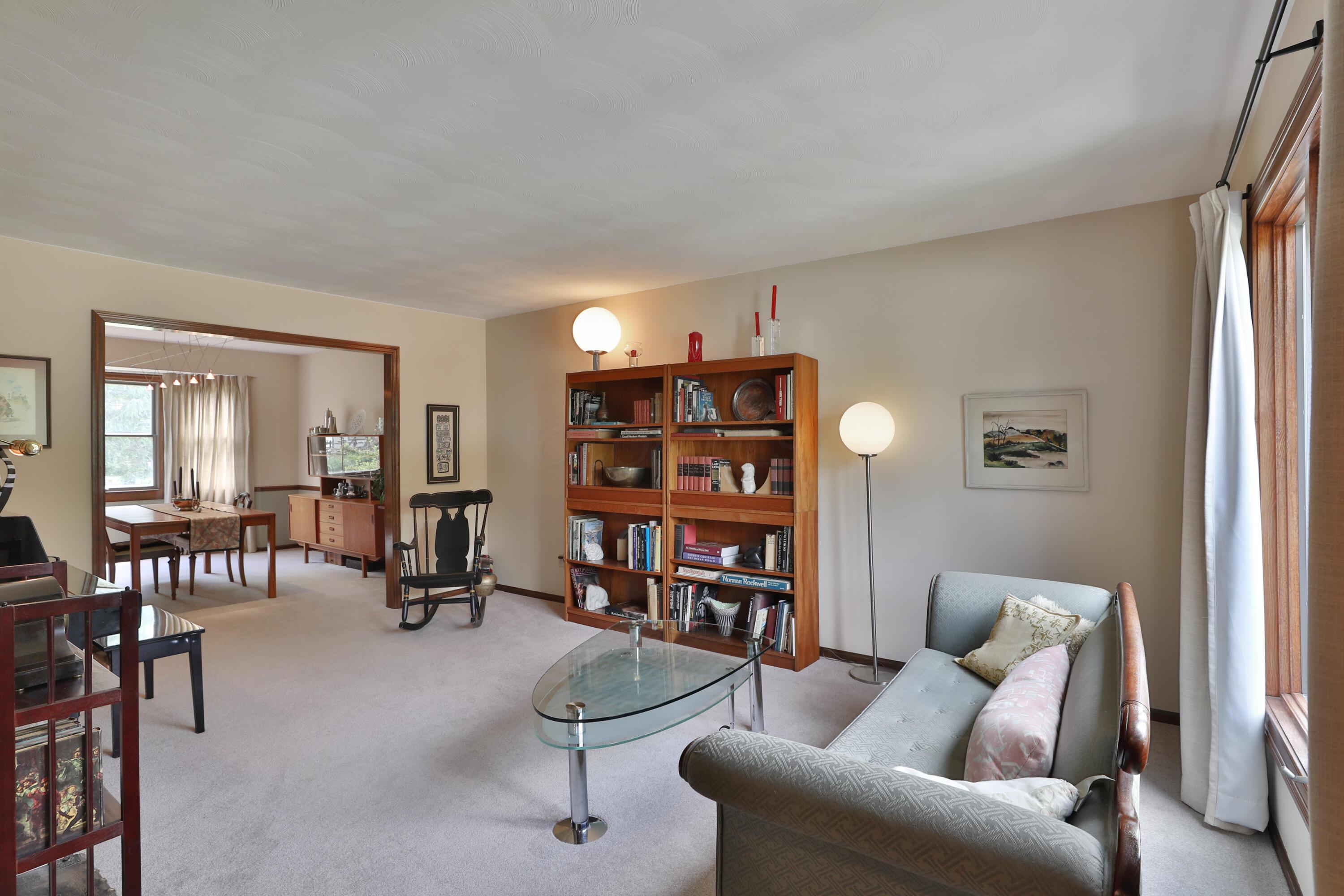 1041 Rutland Way Columbus, OH 43085 - Photo 6 of 60 1041-RutlandWay-07 - Copy